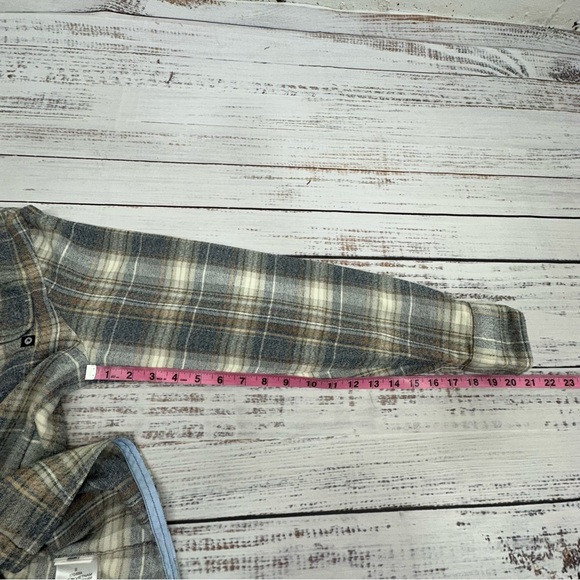 Lot of 3 Marmot Men’s Size Small & Medium Button Down Long & Short Sleeve Shirts - Picture 15 of 16